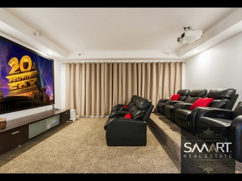 Isle Of Capri QLD 4217