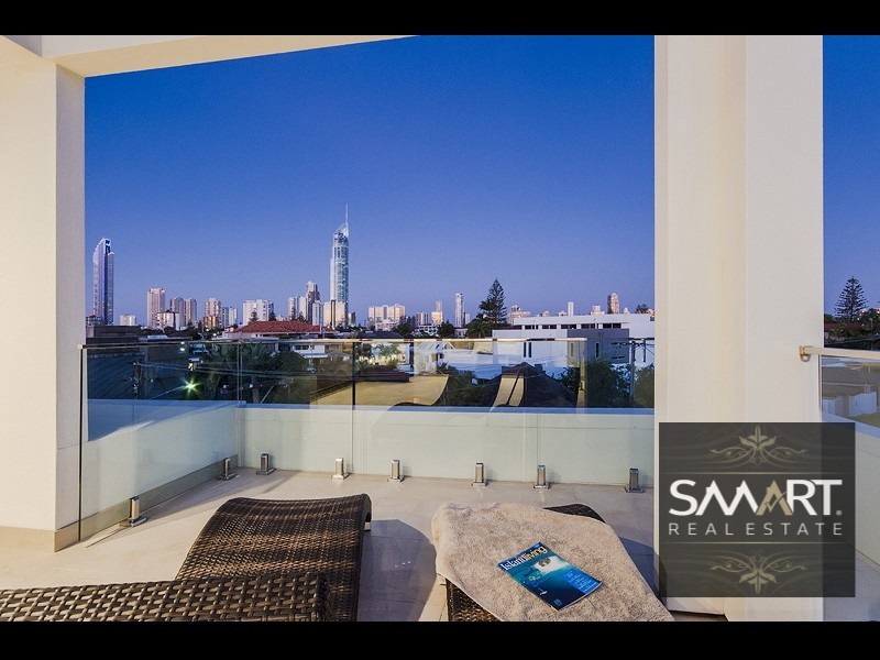 Isle Of Capri QLD 4217