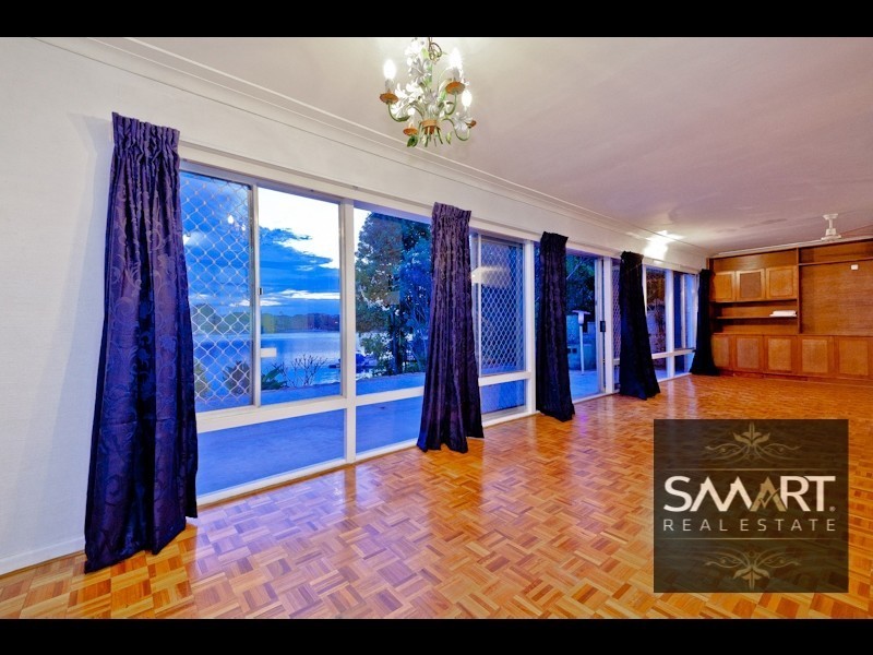 3 Valencia Avenue, Isle Of Capri QLD 4217