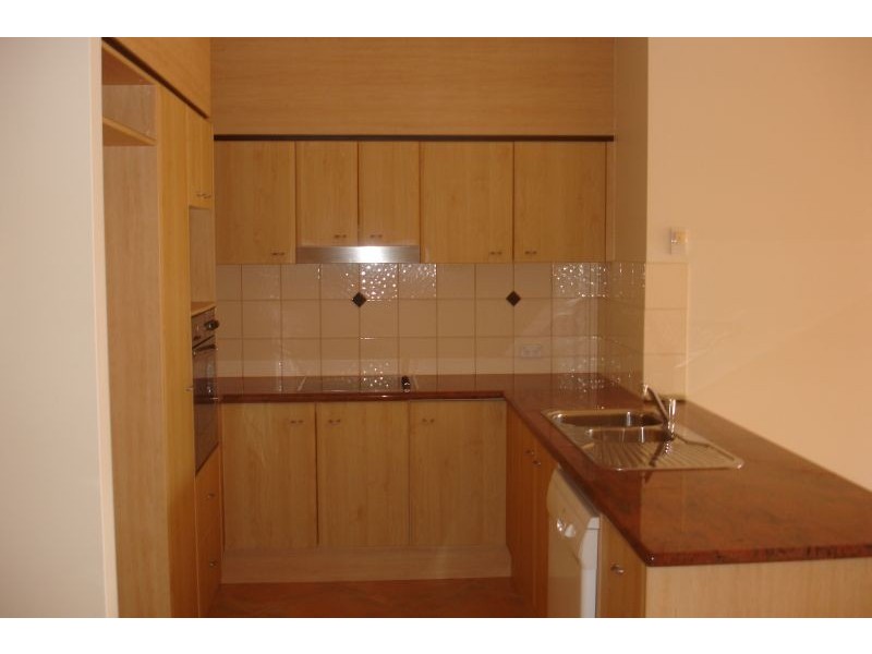 68/88-98 Limetree Parade, Runaway Bay QLD 4216