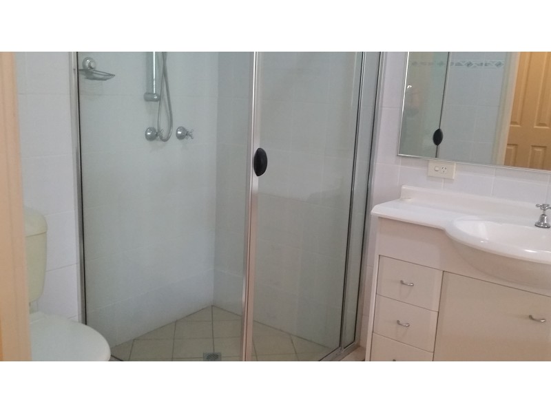 68/88-98 Limetree Parade, Runaway Bay QLD 4216