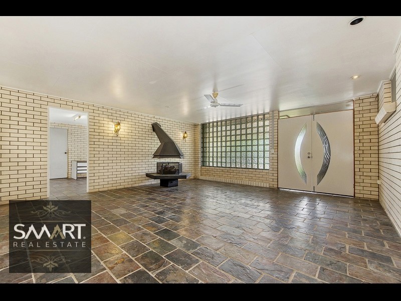 64 Salerno Street, Isle Of Capri QLD 4217