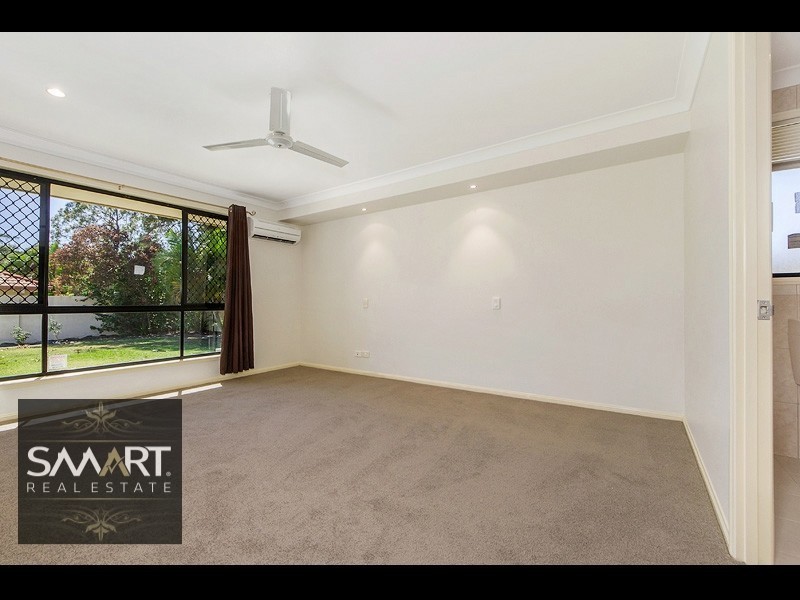 55 Arun Drive, Arundel QLD 4214
