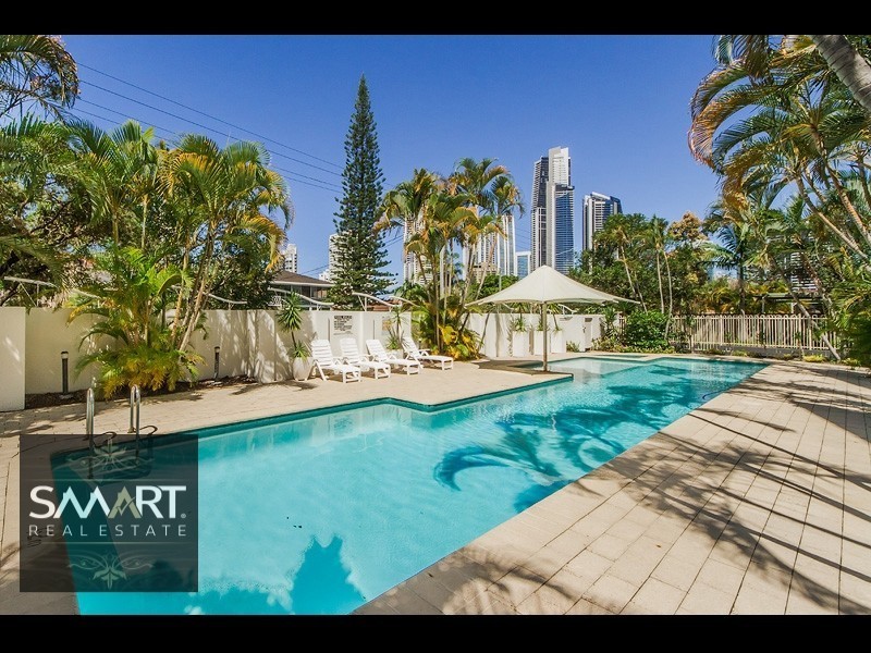 4/2 Adori Street, Chevron Island QLD 4217