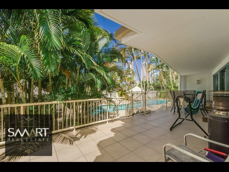 4/2 Adori Street, Chevron Island QLD 4217
