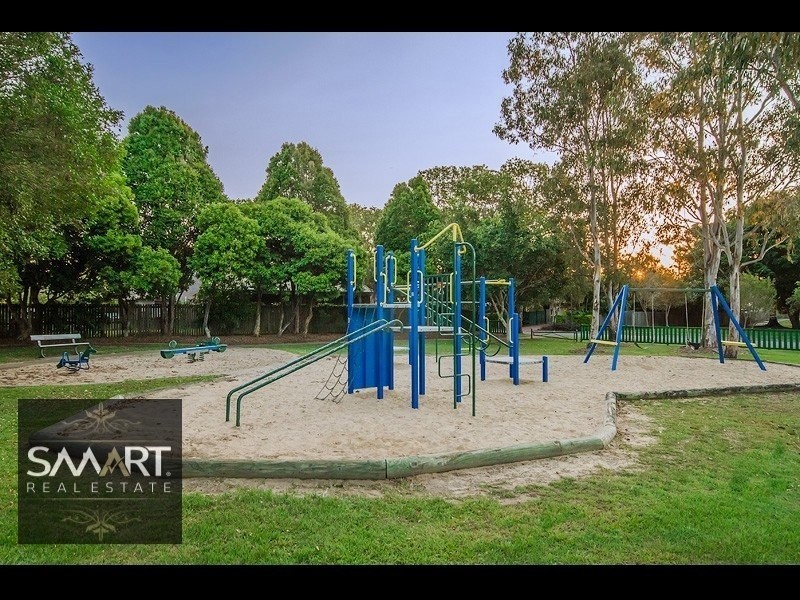 1/6 Kenny Drive, Labrador QLD 4215
