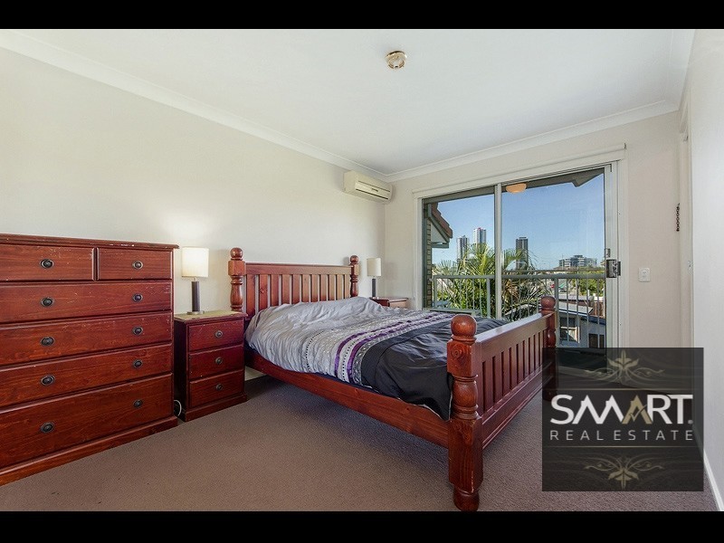 3/168 Queen Street, Southport QLD 4215
