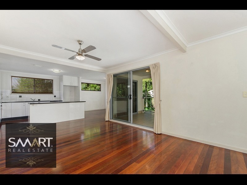 70 Benowa Road, Southport QLD 4215