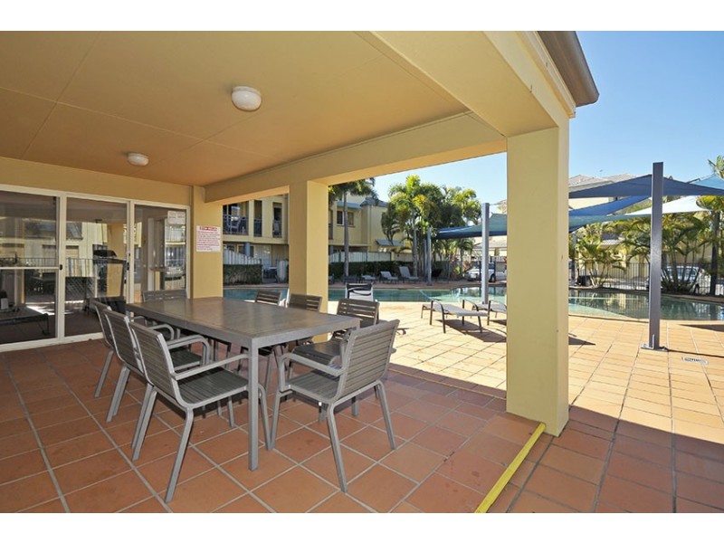 57/88-98 Limetree Parade, Runaway Bay QLD 4216