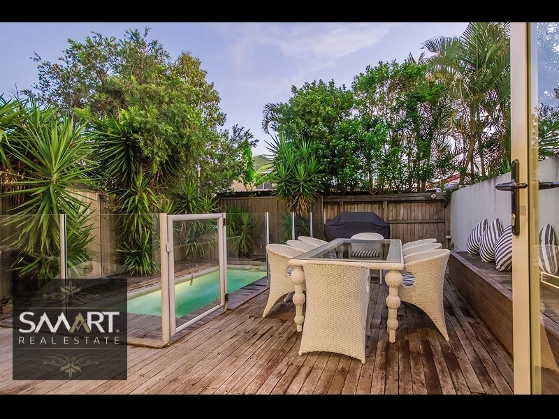 1/76 Heeb Street, Benowa QLD 4217
