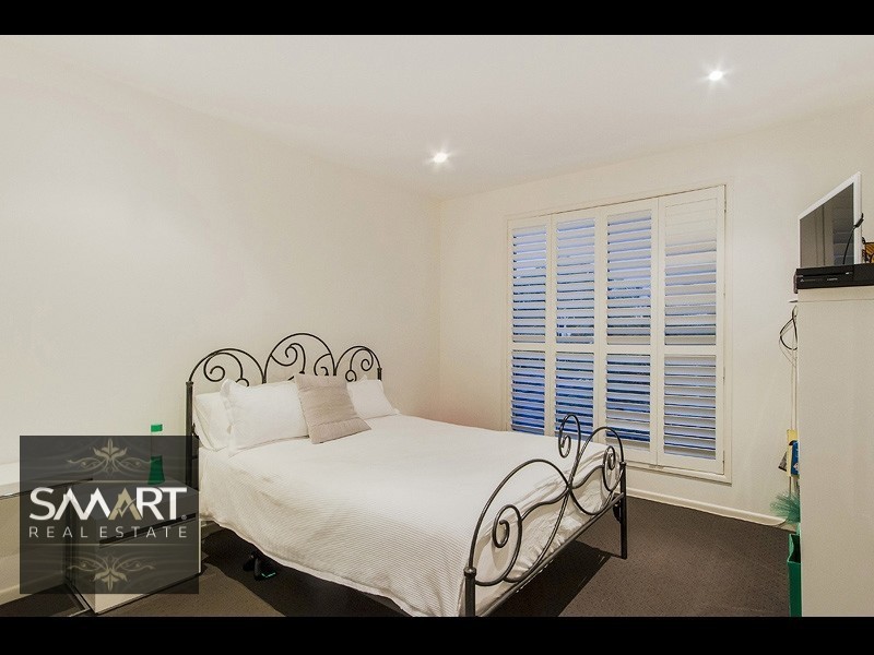 1/76 Heeb Street, Benowa QLD 4217