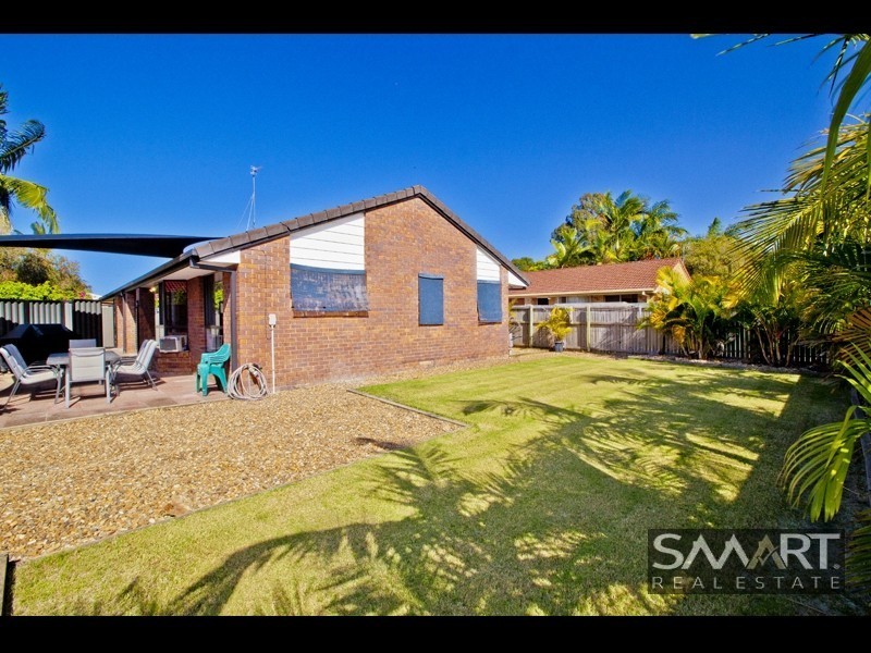 1/91 Olsen Avenue, Labrador QLD 4215