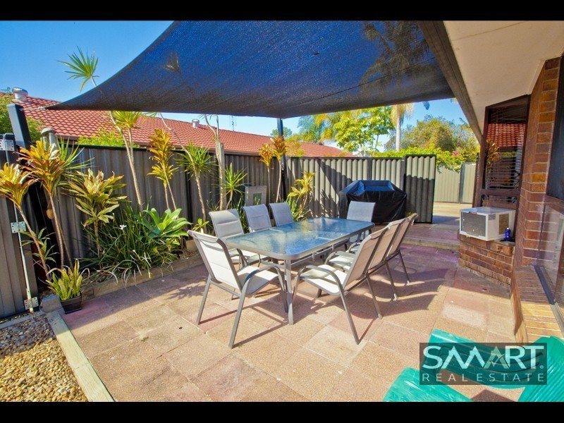1/91 Olsen Avenue, Labrador QLD 4215