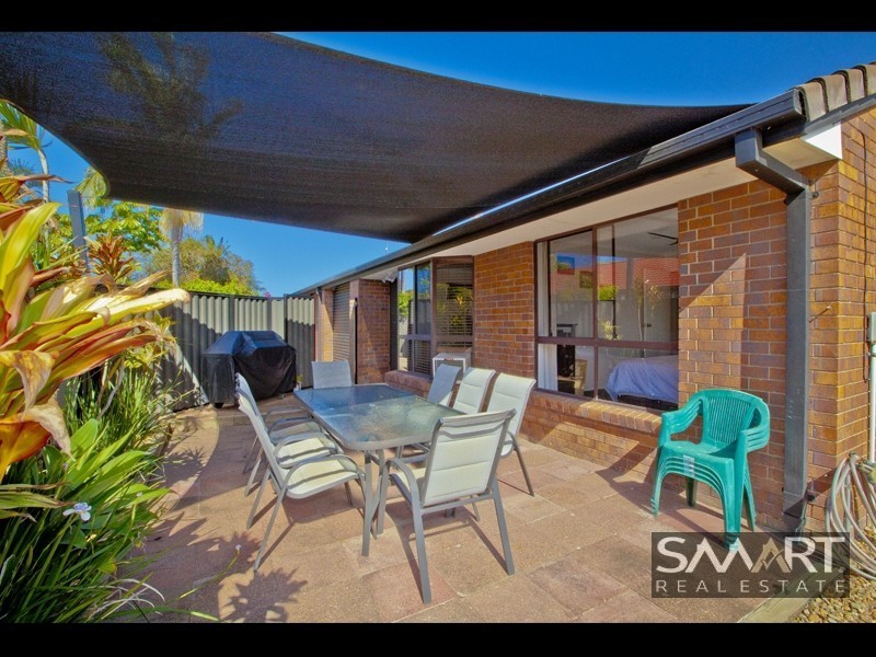 1/91 Olsen Avenue, Labrador QLD 4215