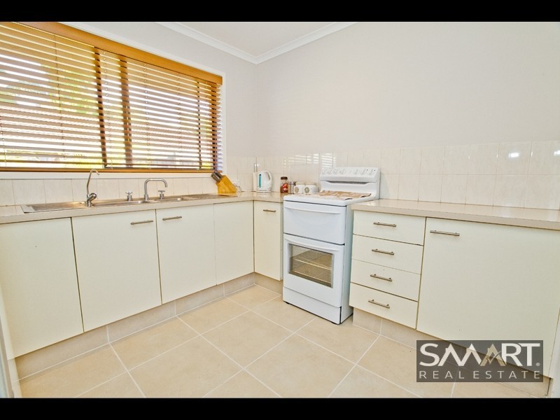 1/91 Olsen Avenue, Labrador QLD 4215