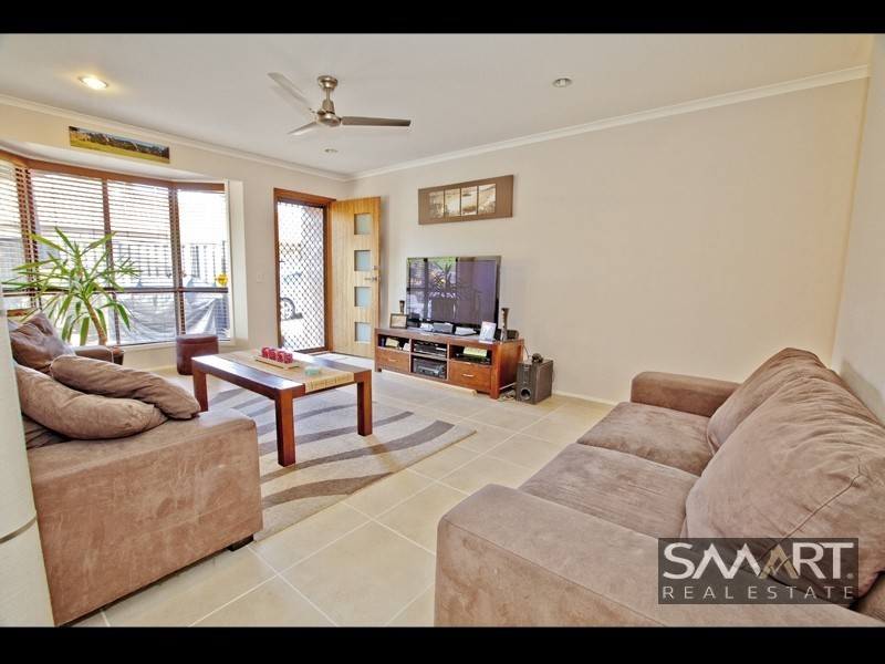 1/91 Olsen Avenue, Labrador QLD 4215