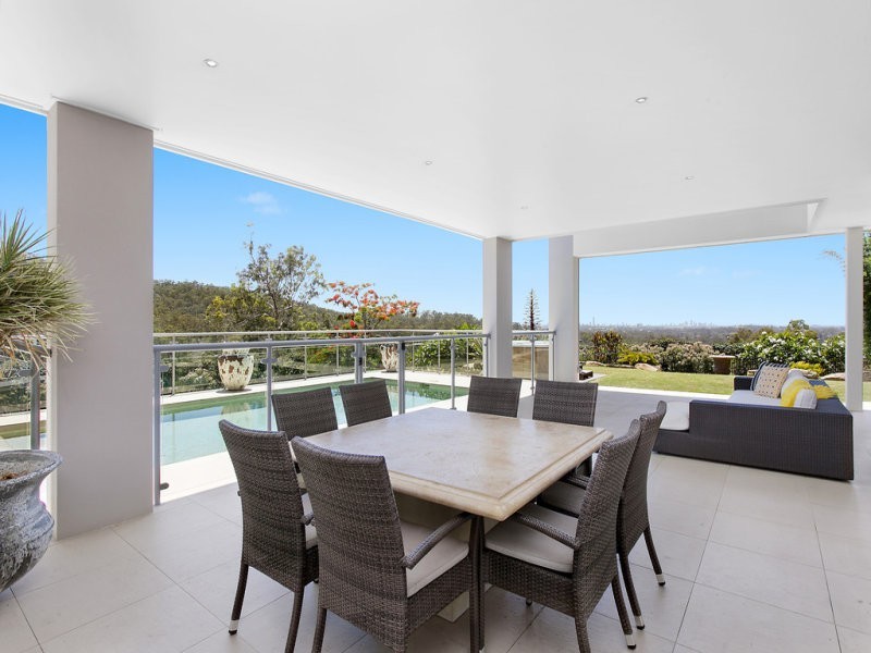 219 Crane Crescent, Nerang QLD 4211
