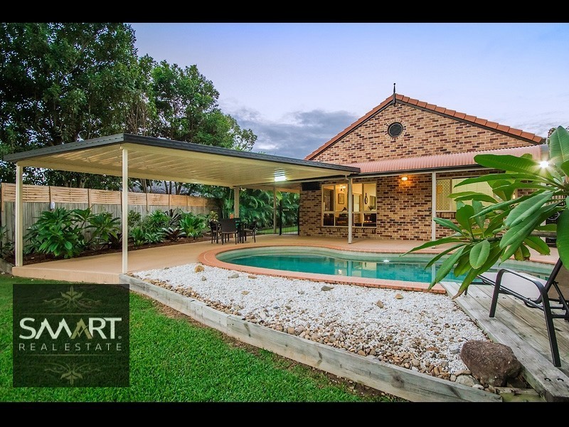 2 Midvale Place, Helensvale QLD 4212