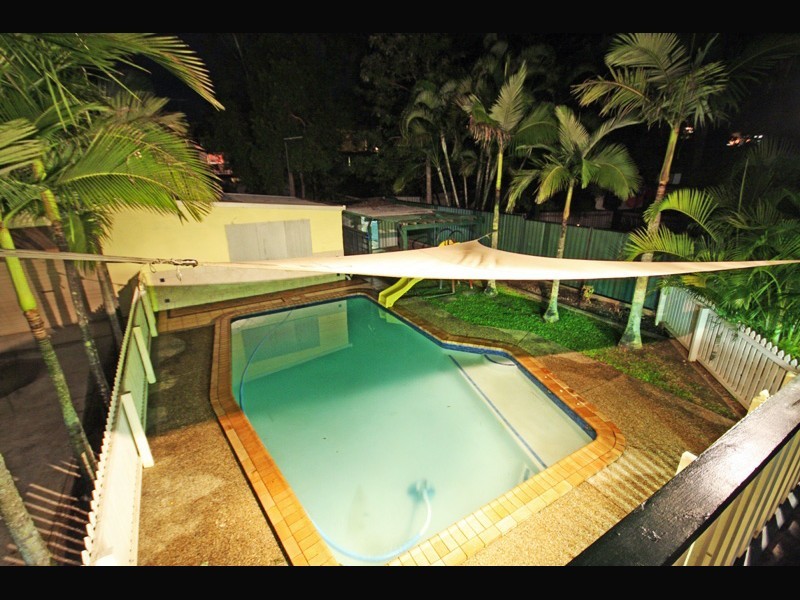 8 Onslow Street, Nerang QLD 4211