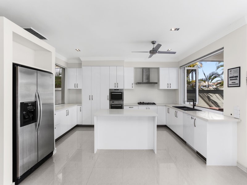 30 Norseman Court, Paradise Waters QLD 4217