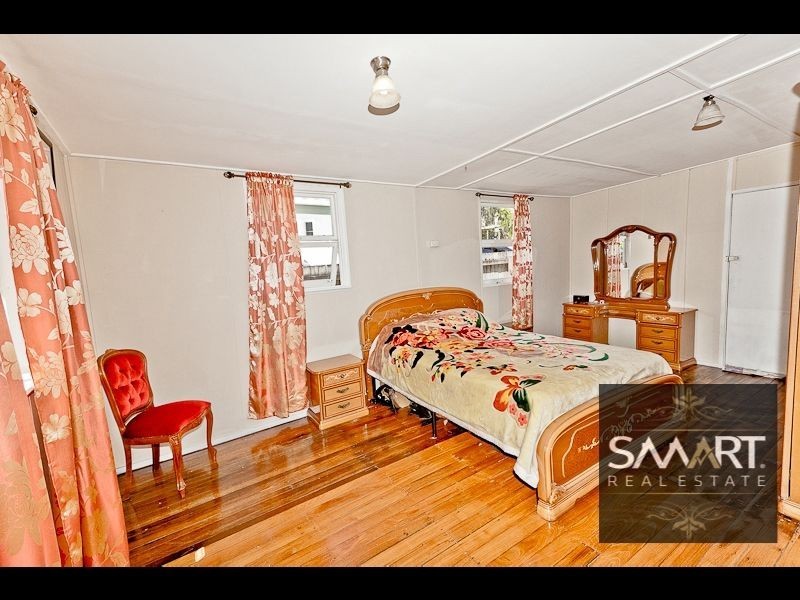 85 Pohlman Street, Southport QLD 4215