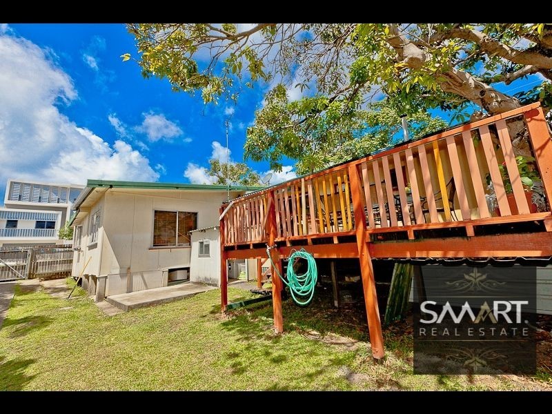 85 Pohlman Street, Southport QLD 4215