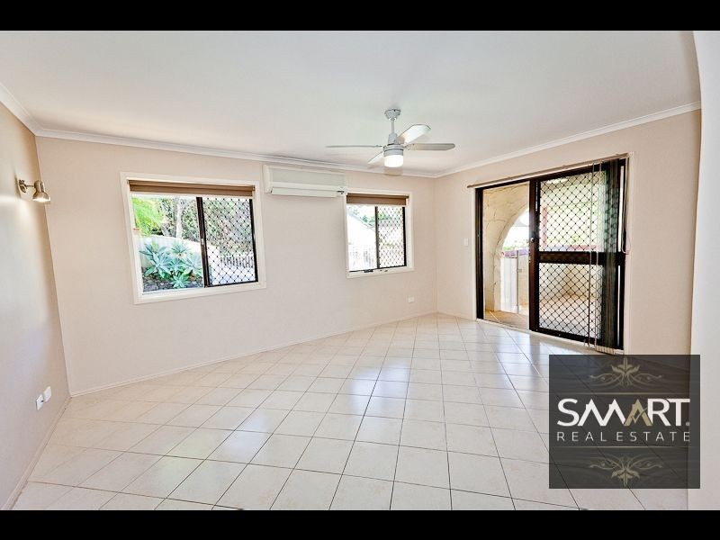 12 Berringa Court, Ashmore QLD 4214