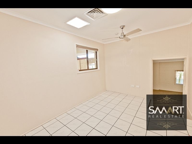 12 Berringa Court, Ashmore QLD 4214