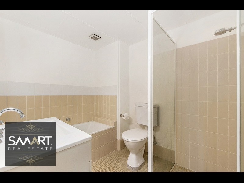 303/3 Oak Avenue, Surfers Paradise QLD 4217
