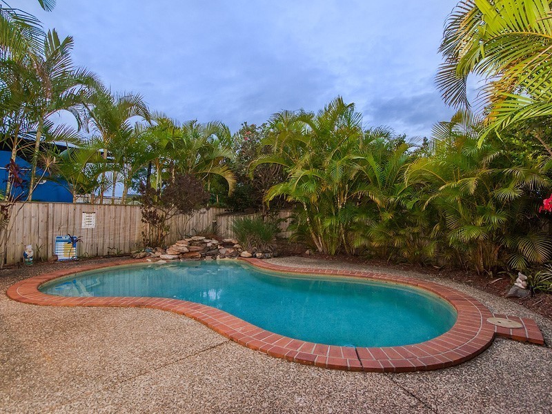 119 Armstrong Way, Highland Park QLD 4211