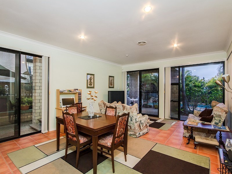 119 Armstrong Way, Highland Park QLD 4211