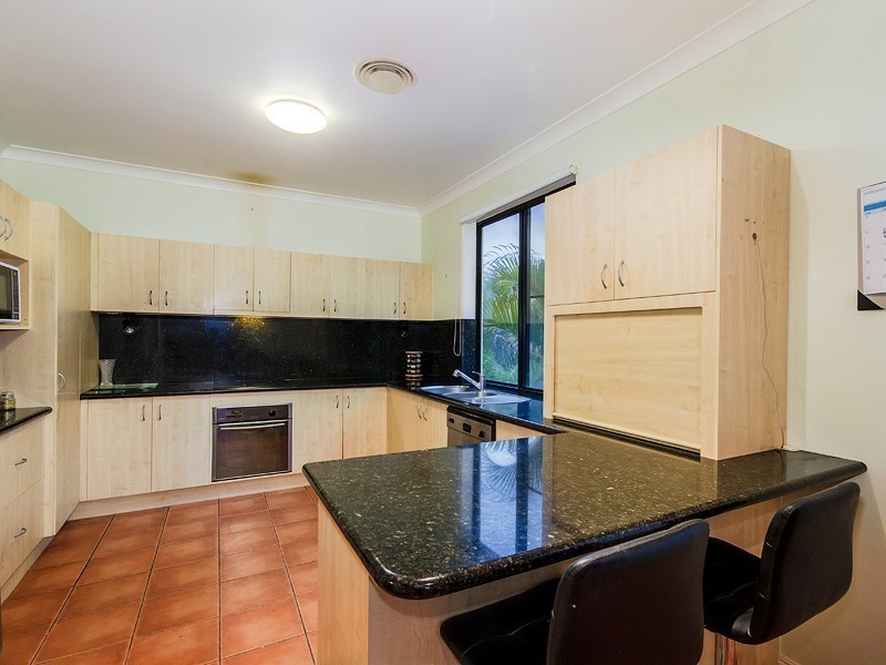 119 Armstrong Way, Highland Park QLD 4211