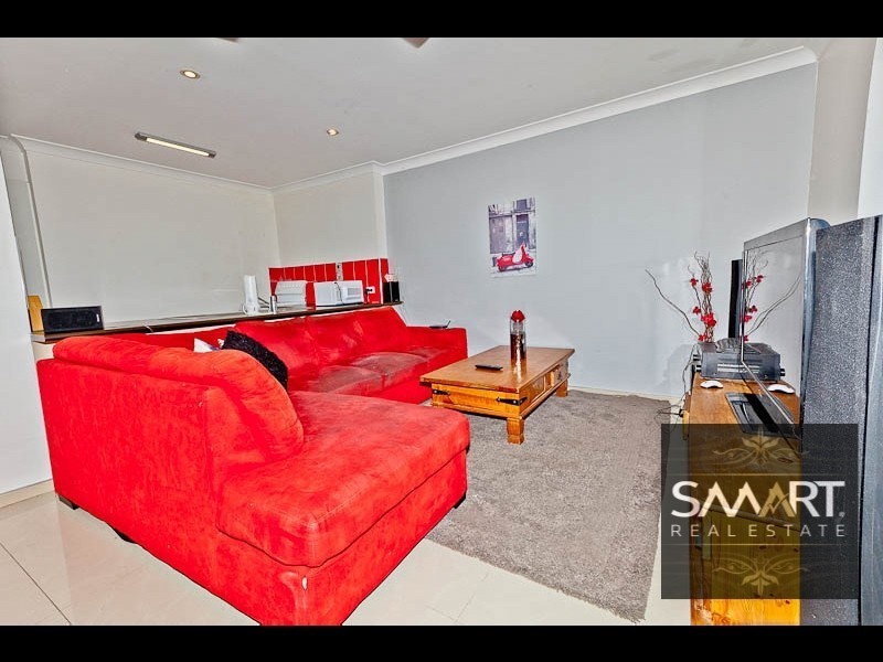 19/21 Huth Street, Labrador QLD 4215