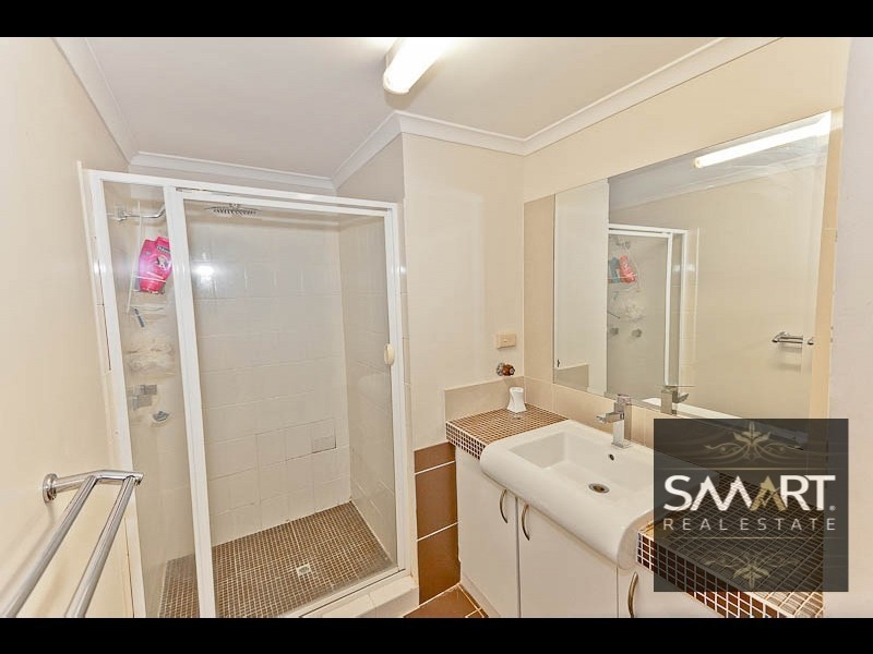 19/21 Huth Street, Labrador QLD 4215