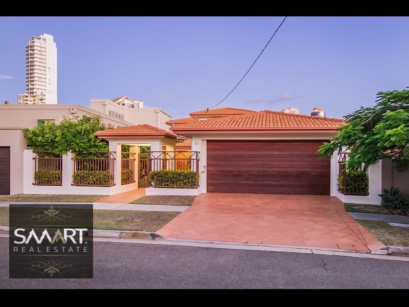 60 Amalfi Drive, Isle Of Capri QLD 4217