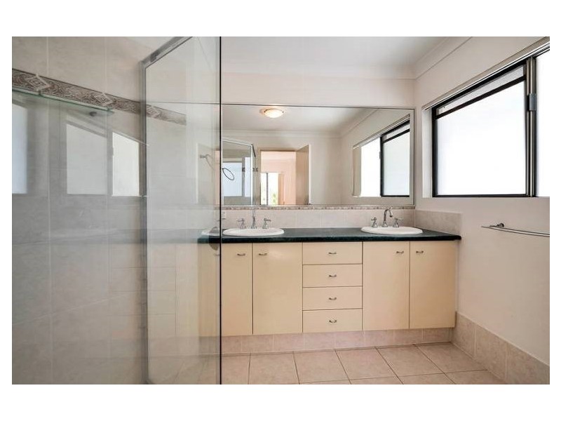 371 Benowa Road, Benowa Waters QLD 4217