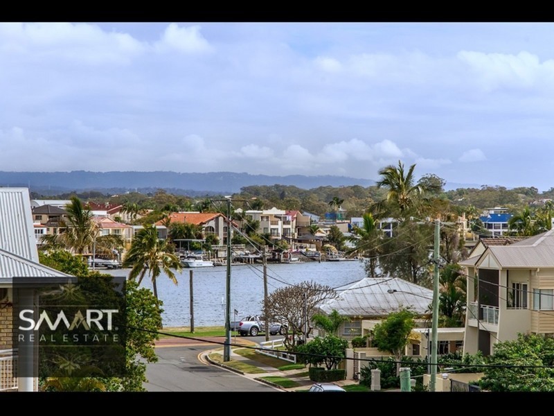 303/3 Oak Avenue, Surfers Paradise QLD 4217