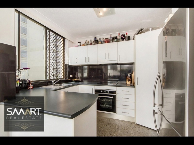 303/3 Oak Avenue, Surfers Paradise QLD 4217