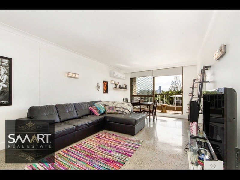 303/3 Oak Avenue, Surfers Paradise QLD 4217