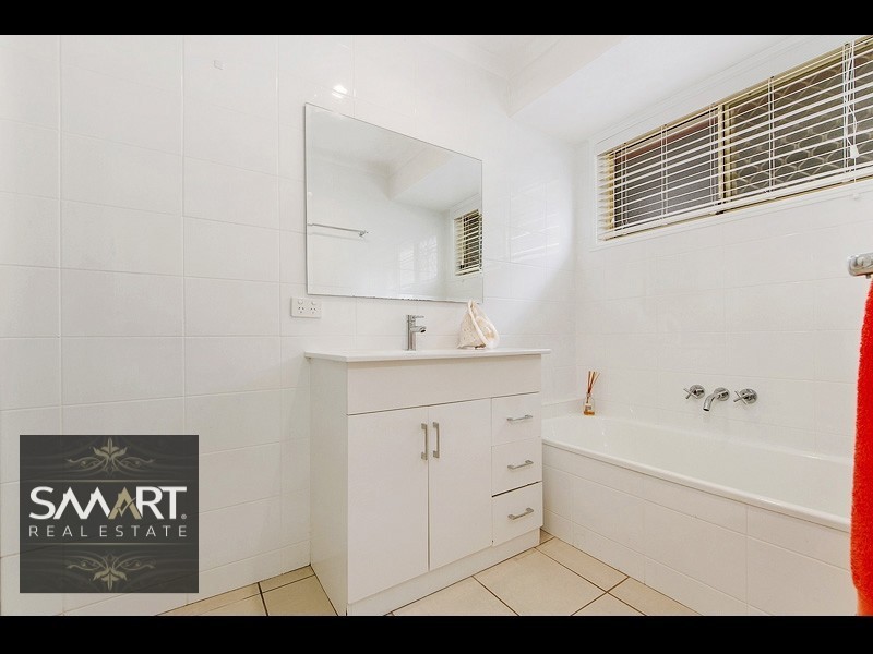 1/5 Camera Court, Oxenford QLD 4210