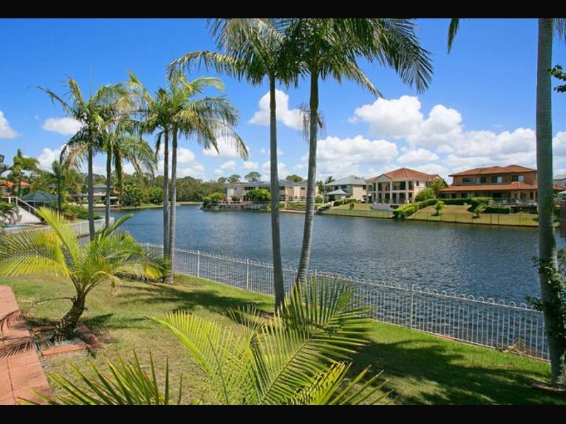 14/40 Cotlew Street E, Southport QLD 4215