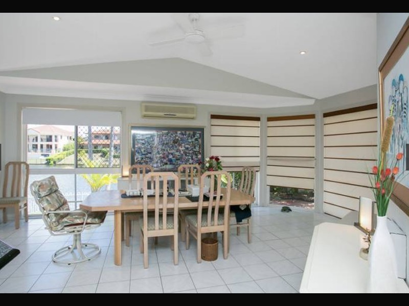 14/40 Cotlew Street E, Southport QLD 4215