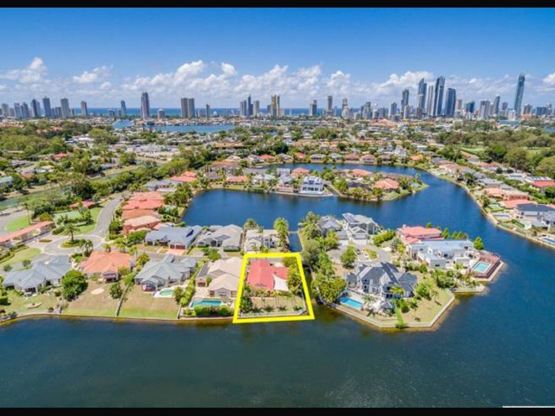 14/40 Cotlew Street E, Southport QLD 4215
