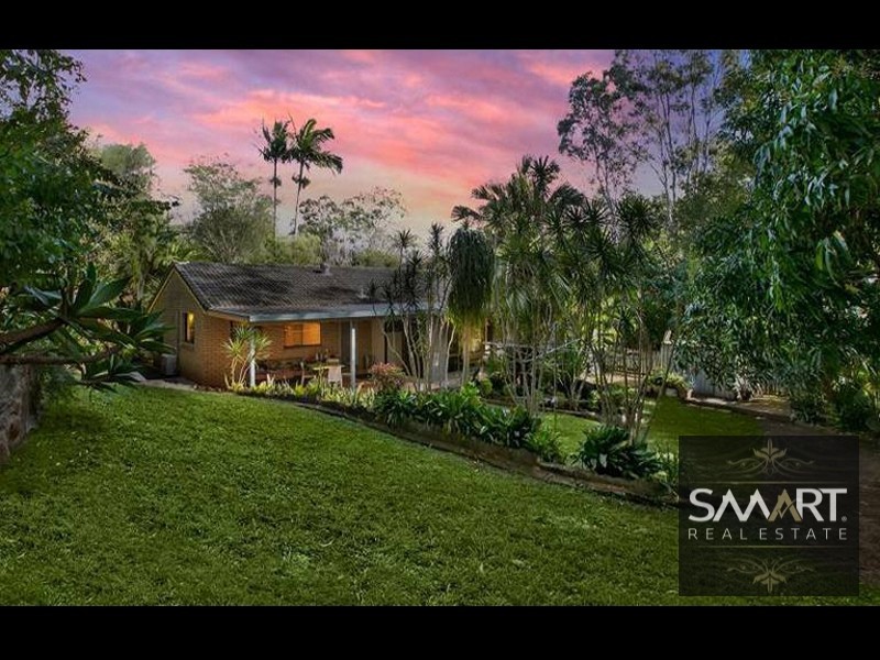43 Whitian Drive, Carrara QLD 4211