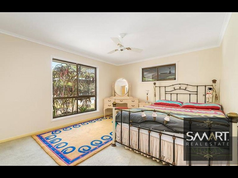 43 Whitian Drive, Carrara QLD 4211