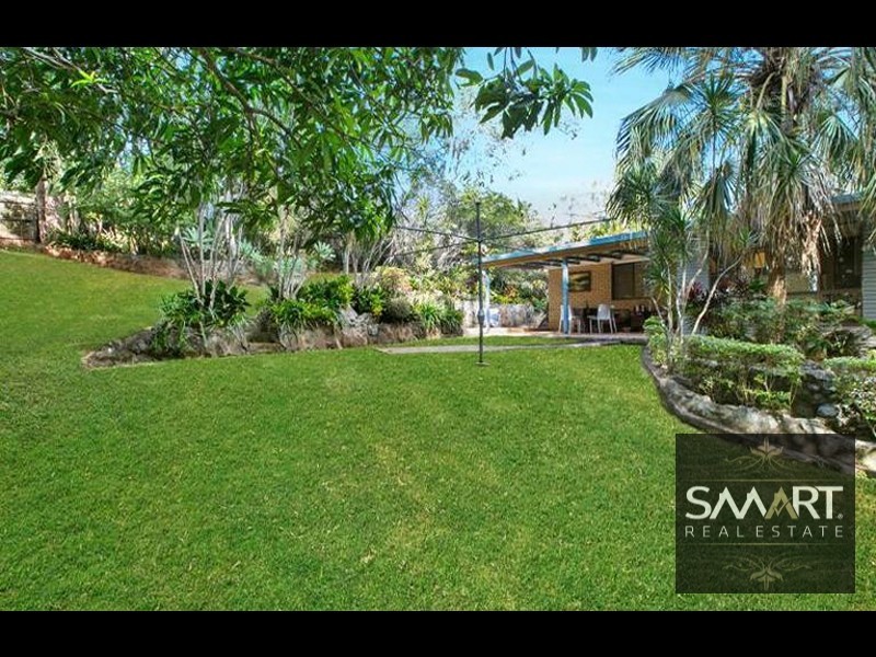 43 Whitian Drive, Carrara QLD 4211
