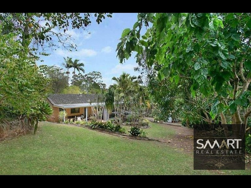 43 Whitian Drive, Carrara QLD 4211