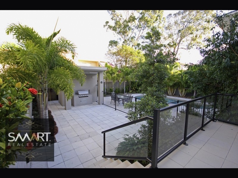 4/24-26 Parker Street, Labrador QLD 4215