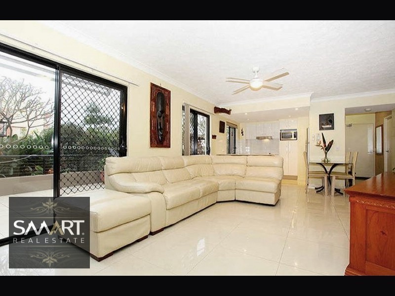 4/24-26 Parker Street, Labrador QLD 4215