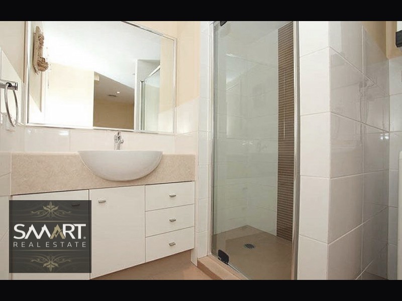 4/24-26 Parker Street, Labrador QLD 4215